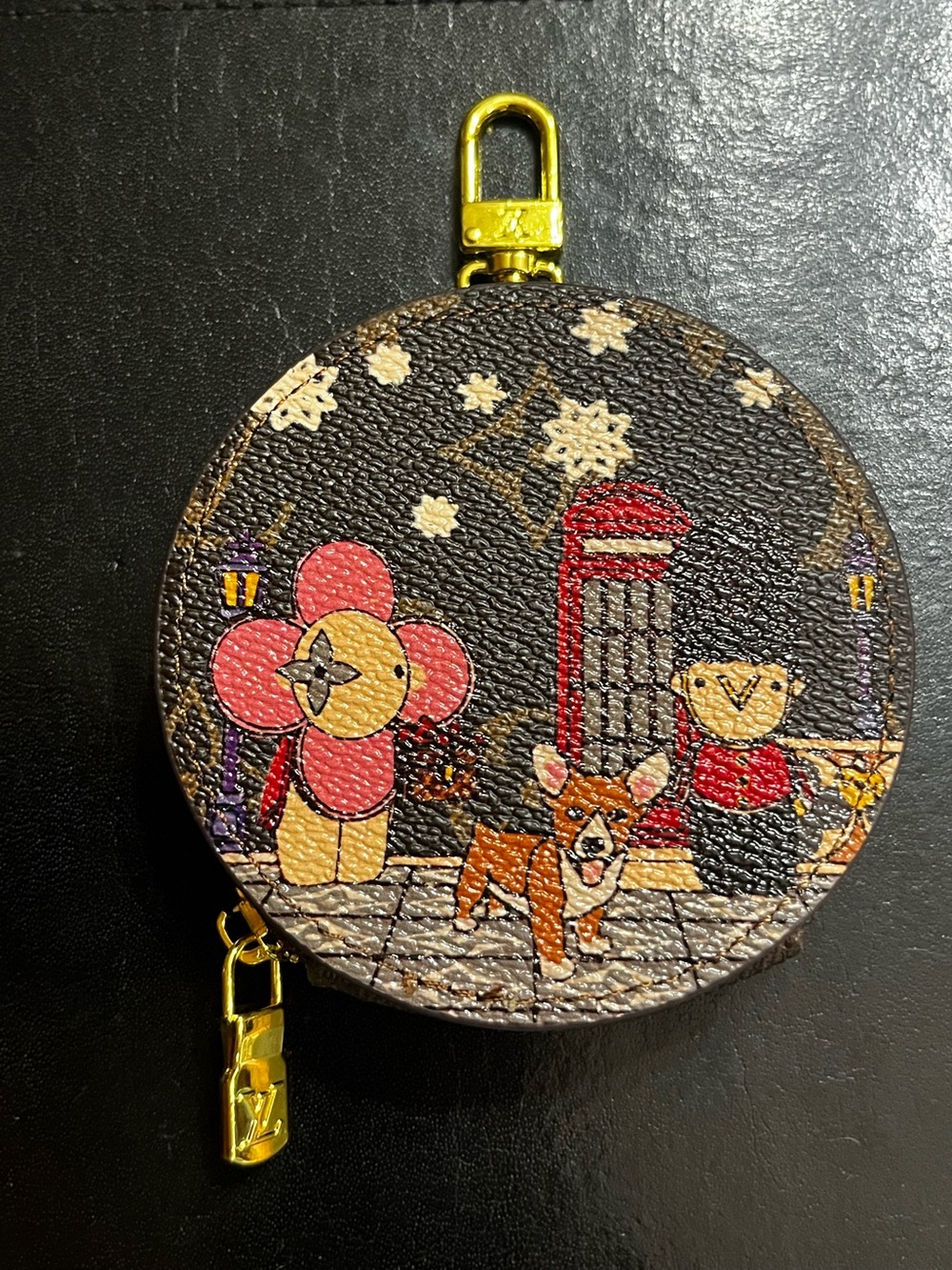 Louis. Vuitton. Limited Edition London Corgi Round Zipper Pouch Charm